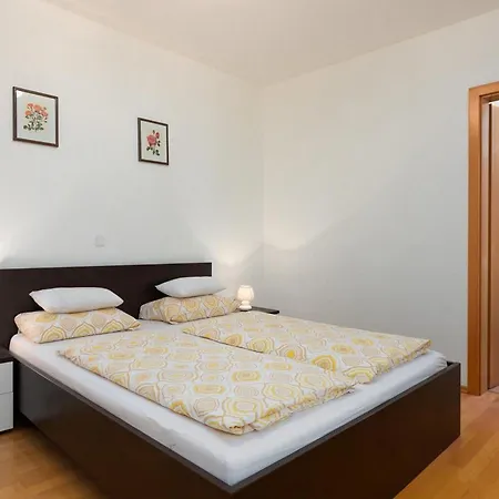 Ferienhaus House Tolic *