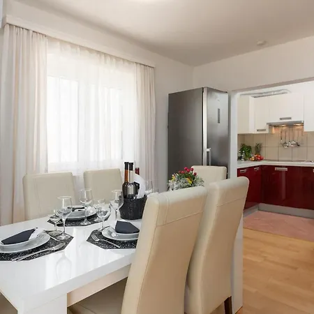 Ferienhaus House Tolic