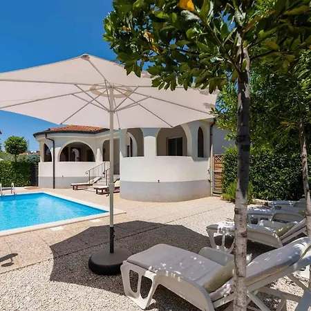 Ferienhaus House Tolic